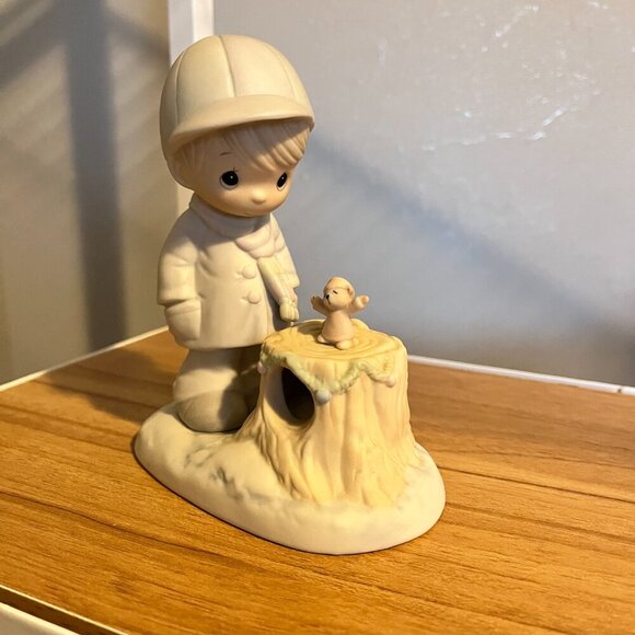 Precious Moments Figurine Wishing You A Cozy Season 1989 #521949 - Picture 7 of 9